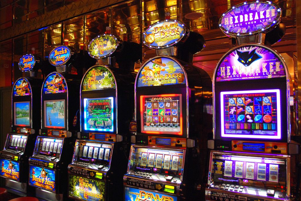 Casino slot machines
